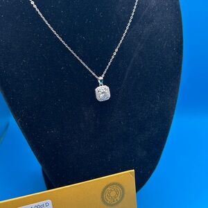 925 Sterling Silver‎ 1.0 carat Moissanite Diamond square halo Pendant Necklace